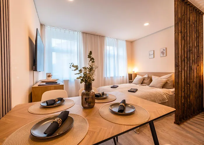 City Apartment Cosy Altstadt- Parkplatz-Garten-Wlan