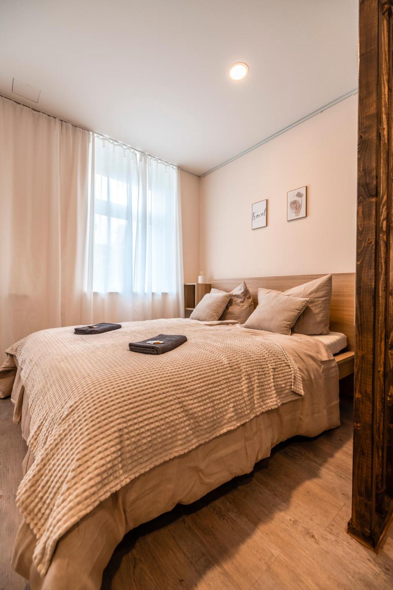 Apartment Cosy Altstadt- Parkplatz-garten-wlan *