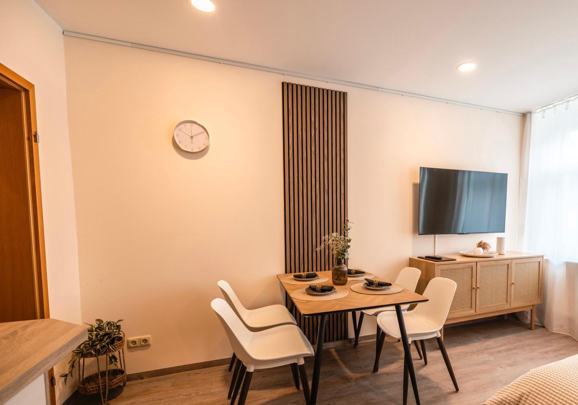 Cosy Altstadt- Parkplatz-garten-wlan Apartment
